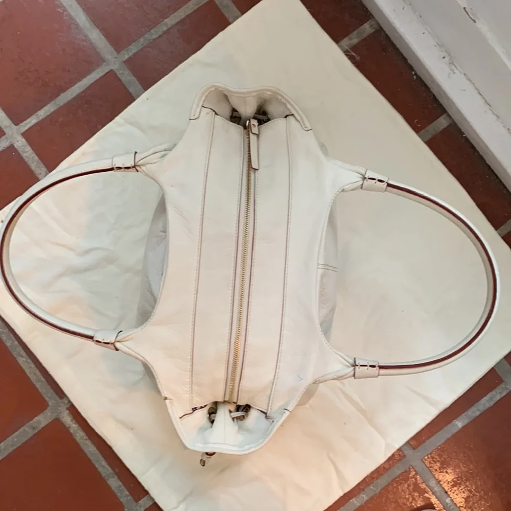 Kate Spade White Tote/Satchel in Pebbled Leather